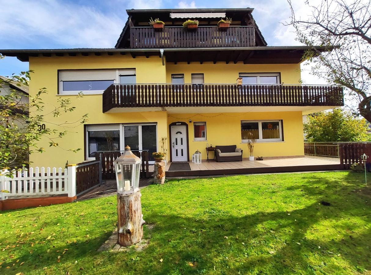 Monteur Unterkunft Gaestewohnung Ferienwohnung - Haus Huth Freigericht Exteriör bild